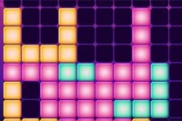 En ny version av det populära 10x10 Tetris-spelet, nu i diskostil