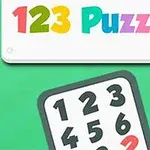 Texten 123 Puzzle i färgglada bokstäver ovanför ett rutnät av siffror på en grön bakgrund