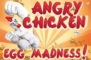 En tecknad vit höna med knuten näve i förgrunden och röd text med orden ANGRY CHICKEN och EGG MADNESS!