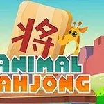 Titeltexten ANIMAL MAHJONG med en giraff som kikar bakom en bricka med kinesiska tecken, framför en tecknad landskapsbakgrund