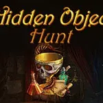 Dödskalle med guldkrona omgiven av magiska drycker och pergament, med texten Hidden Object Hunt ovanför