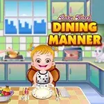 Ett barn sitter vid ett dukat bord och en kvinna lagar mat i bakgrunden i ett färgglatt kök