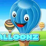 Tecknad bild av en glad blå luftballong med ansikte mot en klar himmel, omgiven av flerfärgade luftballonger och texten BALLOONZ nedanför