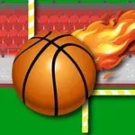 En basketboll med eldflammor bakom sig framför läktare och en målställning
