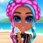 Tecknad figur med rosa och blått hår håller en glass på en strand med havet i bakgrunden