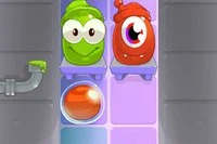 I Candy Monsters ska spelare mata monster med godis i rätt färg