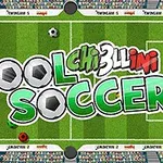 Färgglada bollar och texten Pool Chi3llini Soccer på en tecknad fotbollsplan
