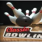 En svart bowlingklot slår ner vita bowlingkäglor med röda ränder med texten Classic Bowling i förgrunden