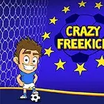 En tecknad figur i blå tröja står bredvid en fotboll på en fotbollsplan med texten Crazy Freekick omgiven av stjärnor i bakgrunden