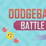 Texten Dodgeball Battle i stora bokstäver med en animerad glad ansikte och ett par röda handskar bredvid en färgad boll på blå bakgrund
