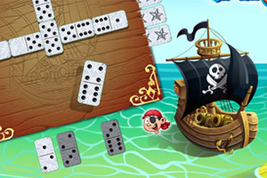 Domino-brickor på ett pirat-tema med en svart segelbåt, en piratfigur och en sjökarta