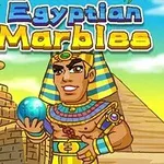 En färgglad illustration av en egyptisk farao som håller en blå kula, framför pyramider och en sfinx, med texten Egyptian Marbles ovanför