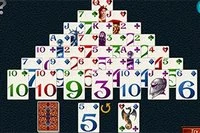 Spela det klassiska online-pyramidspelet