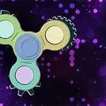 Fidget spinner med kugghjul i pastellfärger mot en bakgrund av lila och rosa prickar