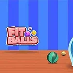 En vas fylld med färgglada bollar framför en blårandig bakgrund