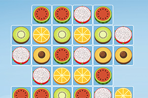 Fruktskivor i rader med kiwi, apelsin, melon, drakfrukt, och ananas mot en blå bakgrund