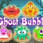 Färgglada tecknade monster och texten Ghost Bubbles mot en bakgrund av skogar och spöklika träd