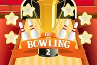 Spela den populära bowlingbanan och försök vält alla käglor med varje kast