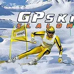 En skidåkare i gul dräkt åker utför en snötäckt slalombana med bakgrund av berg, med texten GP Ski Slalom ovanför