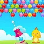 Färgglada bubblor hänger i himlen ovanför en kanon med pilar och en gul kyckling