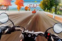 Hoppa på din cykel och tävla genom gatorna!
