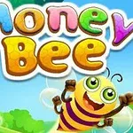 Tecknad glad bi framför texten Honey Bee i färgglada bokstäver, med ett träd och bikupa i bakgrunden