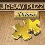 Guldglänsande pusselbit under texten Jigsaw Puzzle Deluxe på en träbakgrund