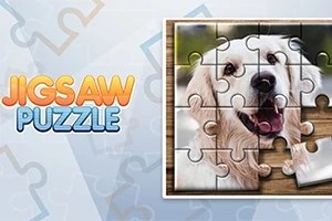 Pusselbild av en glad hund med några saknade bitar på ett träbord