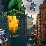 Ett pusselmotiv som visar en närbild av en tiger och en stadsvy med kanaler och tegelstensbyggnader med texten Jigsaw Puzzles Classic i mitten
