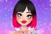 Julie kom till din skönhetssalong för en total makeover!