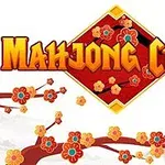 Texten Mahjong Chain i stora bokstäver ovanför en röd diamantformad bakgrund med blommande grenar och blommor