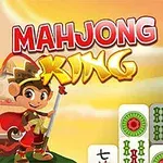 En tecknad figur i kungakläder bredvid staplade mahjong-brickor med asiatiska tecken och symboler