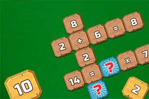 Bruna och gula brickor med siffror och matematiska symboler på en grön yta