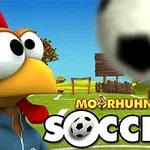 En animerad kyckling iförd en blå sporttröja står på en fotbollsplan med en stor fotboll i förgrunden och texten Soccer skrivet över bilden