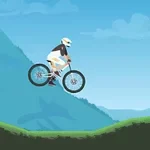 En cyklist i hjälm hoppar med en mountainbike över en grön kulle mot en bakgrund av berg och blå himmel