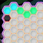 Flera färgglada hexagoner med neoneffekt mot en mörk bakgrund