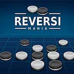Svart och vita spelbrickor på ett rutnät mot en blå bakgrund med texten Reversi Mania