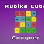 Rubikskub med färgglada siffrade block på lila bakgrund