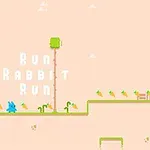 Blå kanin på pixlad plattform med inslag av gröna växter och morötter samt texten Run Rabbit Run i bakgrunden