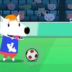 En tecknad vit hund med blå tröja spelar fotboll på en grön plan med en publik av djur i bakgrunden