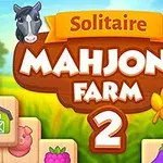 Texten Solitaire Mahjong Farm 2 visas med bilder av en ko, en häst, och lantbruksikoner mot en lantlig bakgrund