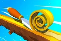 Skopa trä för att skapa perfekta spiralrullar i detta roliga online-spel