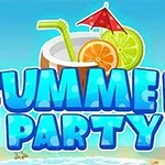 Somrig strandscen med kokosnötdrink, sol, parasoll och texten Summer Party