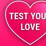 Rosa hjärta med texten TEST YOUR LOVE på en bakgrund i olika rosa nyanser