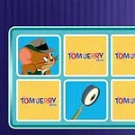 Bilden visar en spelbricka med fem rutor, där en innehåller en detektivmus, två har texten TOM JERRY show och en visar ett förstoringsglas