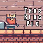 En pixelkonstbild med en smågris klädd som en kung, bärandes en hammare, står framför en tegelvägg med texten Thor King Pig bredvid