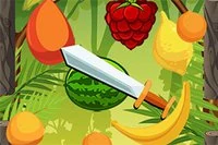 I spelet Tropical Slasher är din uppgift att skära alla frukter