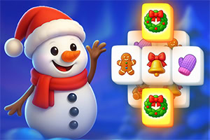 En glad snögubbe med tomteluva vinkar bredvid en stapel av juldekorerade dominobrickor med symboler som pepparkaksgubbe och klocka